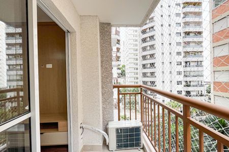 Apartamento para alugar com 27m², 1 quarto e sem vagaSacada