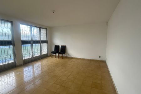 Casa para alugar com 120m², 2 quartos e 2 vagas Casa para alugar com 120m², 2 quartos e 2 vagasSala