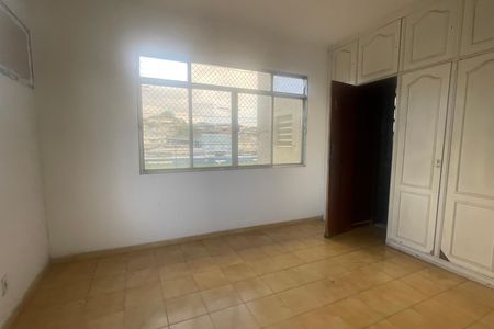 Casa para alugar com 120m², 2 quartos e 2 vagas Casa para alugar com 120m², 2 quartos e 2 vagasQuarto