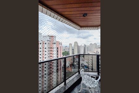 Apartamento à venda com 330m², 4 quartos e 4 vagasVaranda da Suite 2