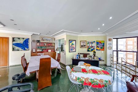 Apartamento à venda com 330m², 4 quartos e 4 vagasÁrea gourmet