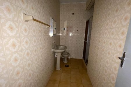 Casa para alugar com 55m², 1 quarto e 1 vaga Casa para alugar com 55m², 1 quarto e 1 vagaBanheiro