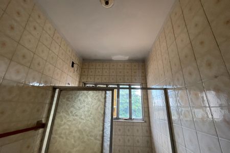 Casa para alugar com 55m², 2 quartos e 1 vaga Casa para alugar com 55m², 2 quartos e 1 vagaBanheiro