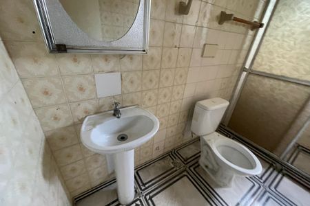 Casa para alugar com 55m², 2 quartos e 1 vaga Casa para alugar com 55m², 2 quartos e 1 vagaBanheiro