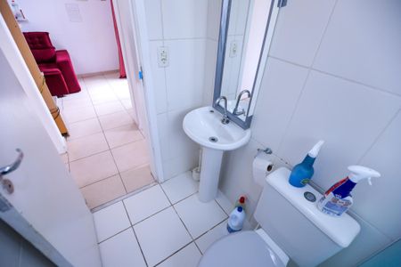 Apartamento para alugar com 46m², 2 quartos e 1 vaga Apartamento para alugar com 46m², 2 quartos e 1 vagaBanheiro
