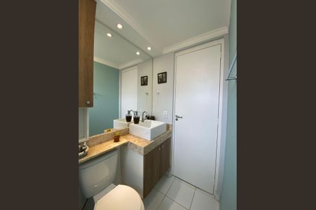 Apartamento à venda com 60m², 2 quartos e 1 vaga Apartamento à venda com 60m², 2 quartos e 1 vagaBanheiro