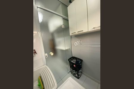 Apartamento à venda com 60m², 2 quartos e 1 vaga Apartamento à venda com 60m², 2 quartos e 1 vagaÁrea de serviço