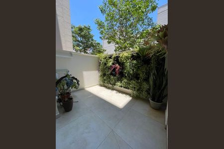 Apartamento à venda com 60m², 2 quartos e 1 vaga Apartamento à venda com 60m², 2 quartos e 1 vagaÁrea externa