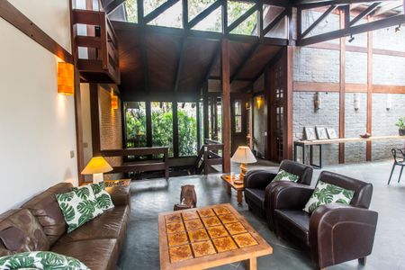 Casa de condomínio à venda com 650m², 5 quartos e 8 vagasSala