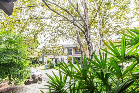 Casa de condomínio à venda com 650m², 5 quartos e 8 vagasVista da Varanda Suíte 2