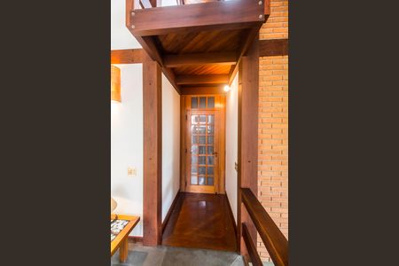 Casa de condomínio à venda com 650m², 5 quartos e 8 vagasCorredor