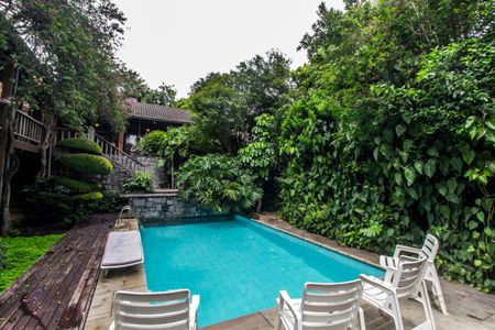 Casa de condomínio à venda com 650m², 5 quartos e 8 vagasPiscina