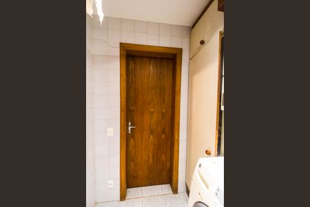 Casa de condomínio à venda com 650m², 5 quartos e 8 vagasQuarto de Serviço