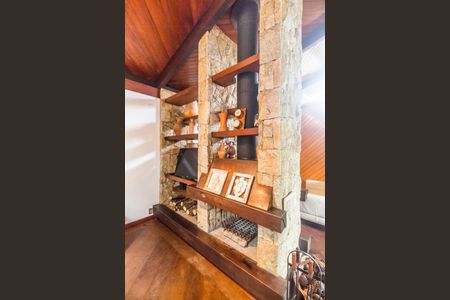 Casa de condomínio à venda com 650m², 5 quartos e 8 vagasSala