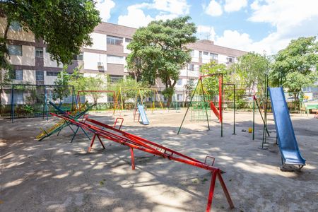 Apartamento para alugar com 85m², 2 quartos e 1 vagaÁrea comum - Playground