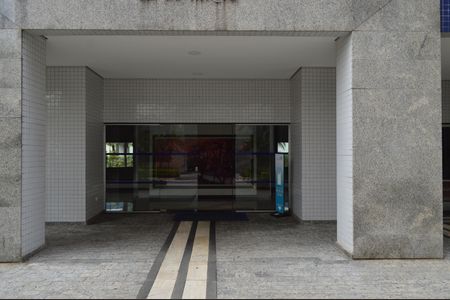 Apartamento à venda com 86m², 3 quartos e 2 vagasEntrada