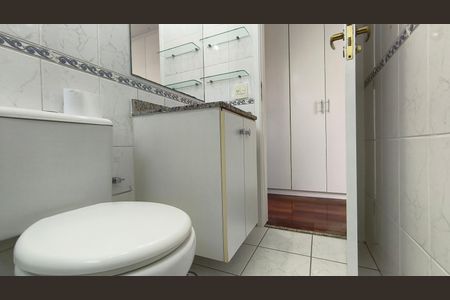 Apartamento à venda com 86m², 3 quartos e 2 vagasBanheiro da Suíte