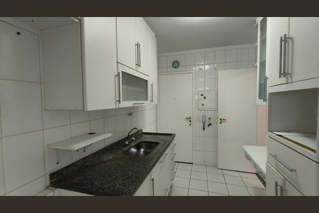 Apartamento à venda com 86m², 3 quartos e 2 vagasCozinha
