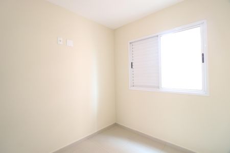 Quarto 1 de apartamento para alugar com 3 quartos, 88m² em Santa Maria, Uberlândia