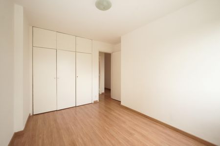 Apartamento à venda com 100m², 3 quartos e 1 vagaQuarto 2