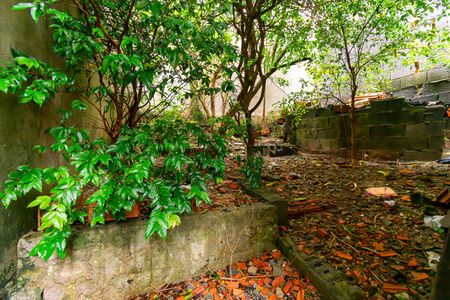 Casa à venda com 86m², 2 quartos e 2 vagasQuintal - Jardim