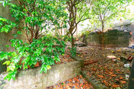 Casa à venda com 86m², 2 quartos e 2 vagasQuintal - Jardim