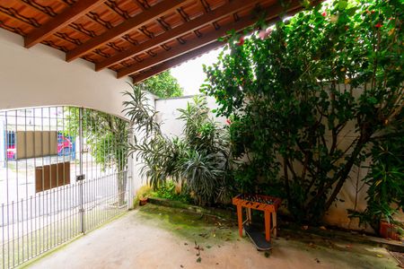 Casa à venda com 86m², 2 quartos e 2 vagasGaragem