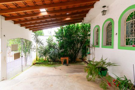 Casa à venda com 86m², 2 quartos e 2 vagasGaragem