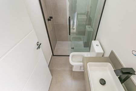 Casa à venda com 205m², 4 quartos e 2 vagas Casa à venda com 205m², 4 quartos e 2 vagasBanheiro Social