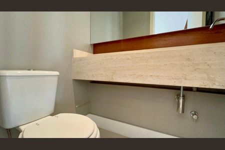 Apartamento à venda com 108m², 2 quartos e 2 vagasLavabo