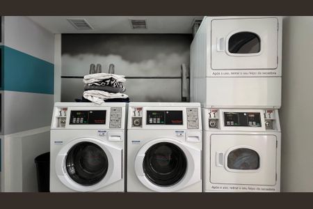 Apartamento à venda com 108m², 2 quartos e 2 vagasLavanderia