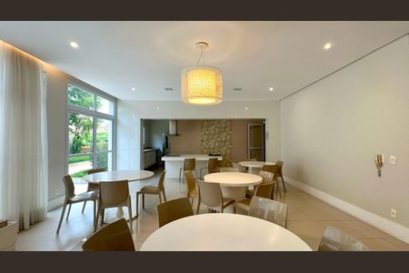 Apartamento à venda com 108m², 2 quartos e 2 vagasSalão de Festas