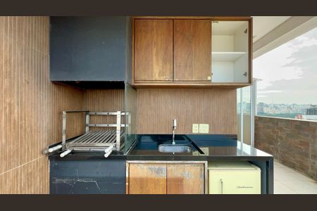 Apartamento à venda com 108m², 2 quartos e 2 vagasChurrasqueira