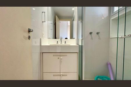 Apartamento à venda com 108m², 2 quartos e 2 vagasBanheiro da Suíte 1