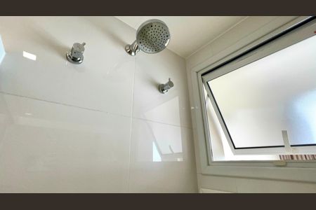 Apartamento à venda com 108m², 2 quartos e 2 vagasBanheiro da Suíte 1