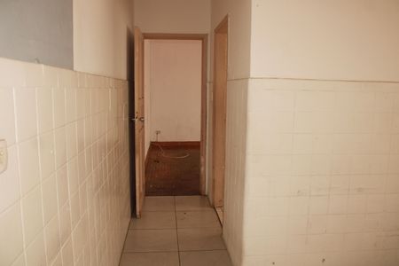 Cozinha de casa para alugar com 1 quarto, 150m² em Vila Monumento, São Paulo