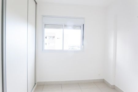 Apartamento à venda com 75m², 2 quartos e 2 vagassuite