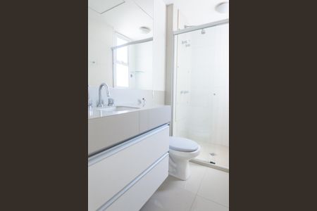 Apartamento à venda com 75m², 2 quartos e 2 vagasBanheiro Social