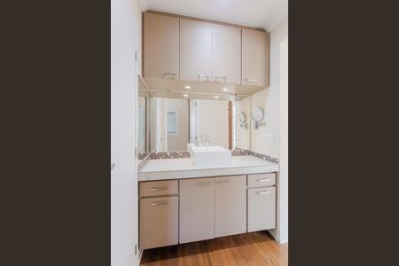 Apartamento à venda com 40m², 1 quarto e 1 vagaBanheiro