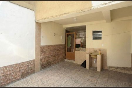 Casa para alugar com 60m², 2 quartos e sem vagaÁrea externa