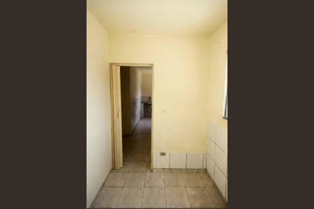 Casa para alugar com 60m², 2 quartos e sem vagaQuarto