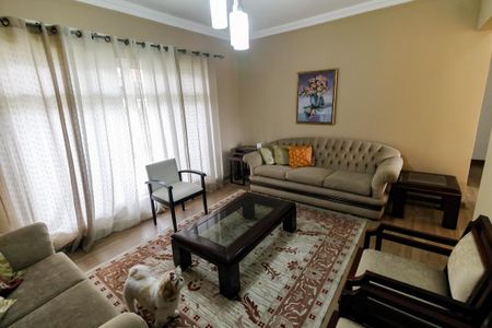 Sala 1 de casa para alugar com 3 quartos, 200m² em Vila Sonia, São Paulo