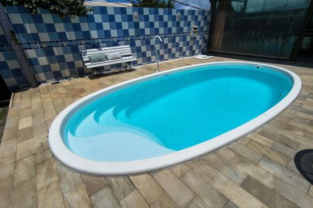 Casa de condomínio para alugar com 306m², 3 quartos e 2 vagasPiscina