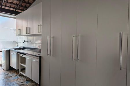 Casa de condomínio para alugar com 306m², 3 quartos e 2 vagasÁrea de Serviço