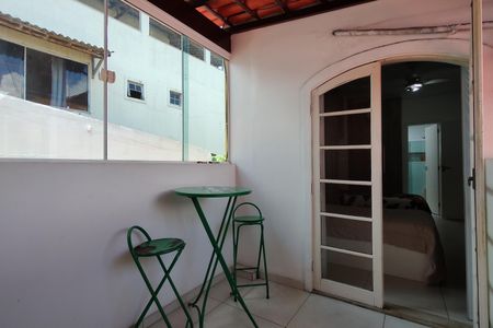 Casa de condomínio para alugar com 306m², 3 quartos e 2 vagasVaranda - Quarto 2 - Suíte