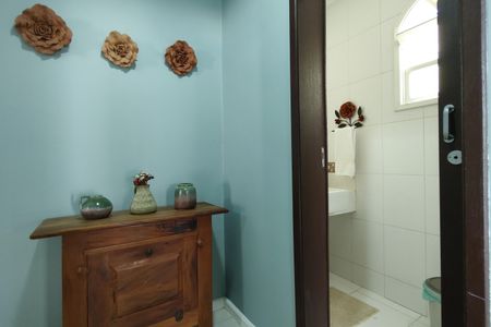 Casa de condomínio para alugar com 306m², 3 quartos e 2 vagasHall