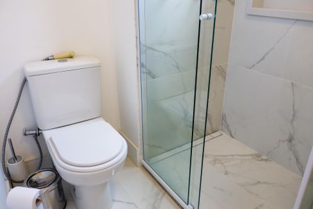 Apartamento à venda com 254m², 4 quartos e 4 vagasBanheiro da Suíte 2