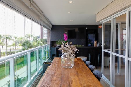 Apartamento à venda com 254m², 4 quartos e 4 vagasSacada