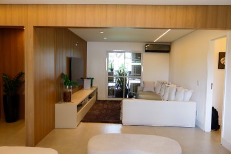 Apartamento à venda com 254m², 4 quartos e 4 vagassala