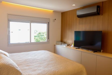 Apartamento à venda com 254m², 4 quartos e 4 vagasQuarto 4 - Suíte